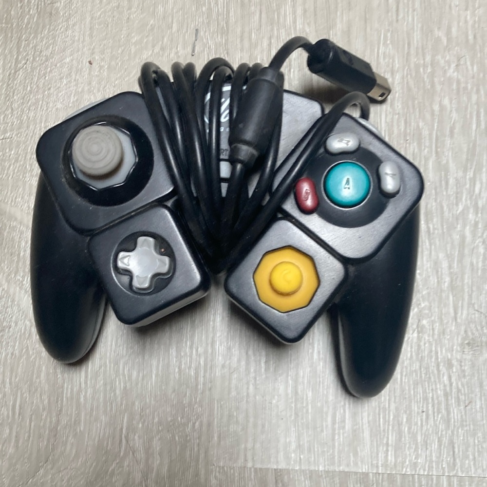 Yobo brand Nintendo GameCube controller black